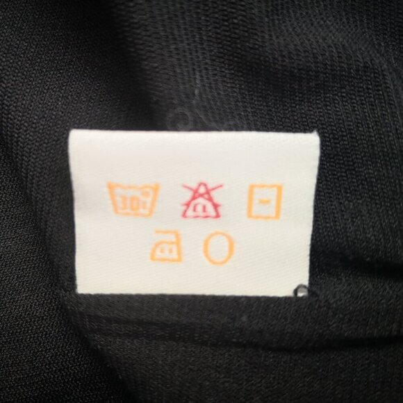 2 / $20.00 - Studio London Ladies Size Medium Black Lace V-neck Top - Picture 6 of 9